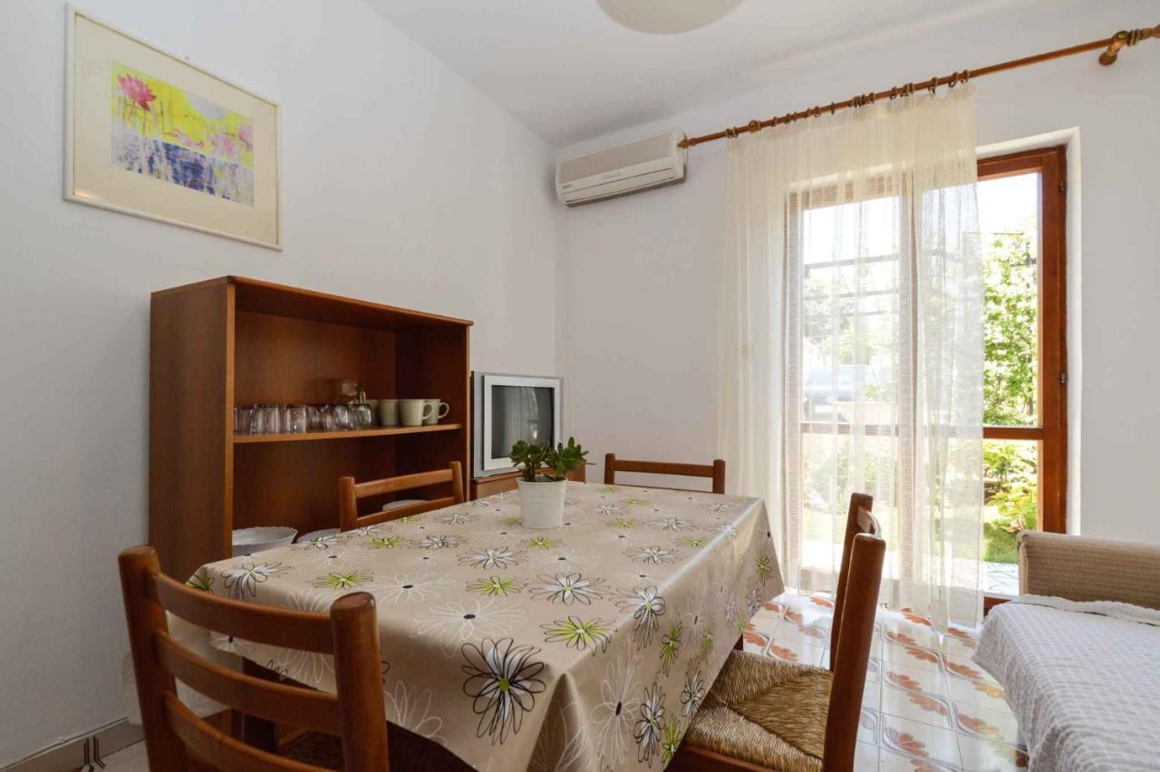 Apartment Silvia By Interhome Pula Luaran gambar